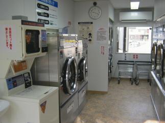 マンマチャオ新橋2号店（ドラックストア　マツモトキヨシ側）　（綺麗・清潔・評判の店）　